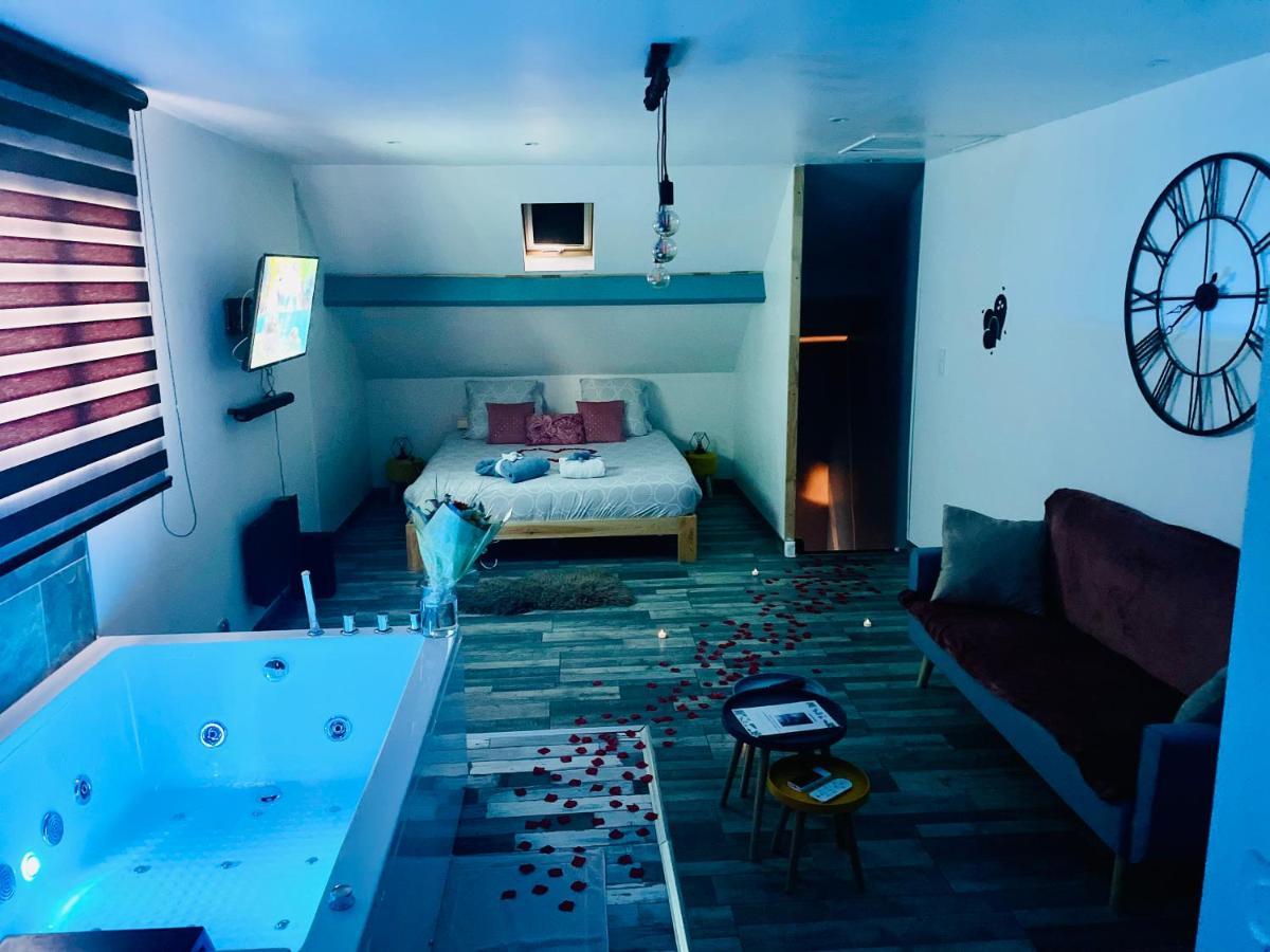 La Bulle De Romance - Love Room Tigy Zewnętrze zdjęcie